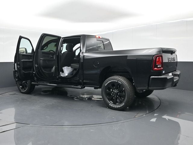 2026 RAM Ram 2500 RAM 2500 BLACK EXPRESS CREW CAB 4X4 6'4' BOX