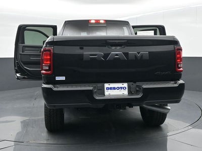2026 RAM Ram 2500 RAM 2500 BLACK EXPRESS CREW CAB 4X4 6'4' BOX
