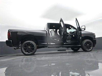 2026 RAM Ram 2500 RAM 2500 BLACK EXPRESS CREW CAB 4X4 6'4' BOX