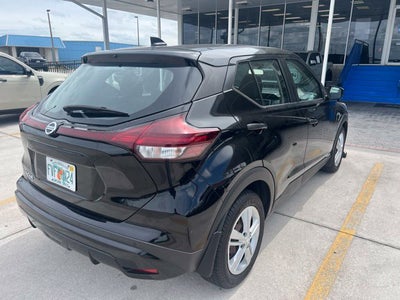 2021 Nissan Kicks S Xtronic CVT