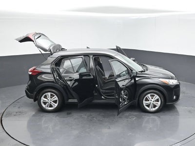 2021 Nissan Kicks S Xtronic CVT