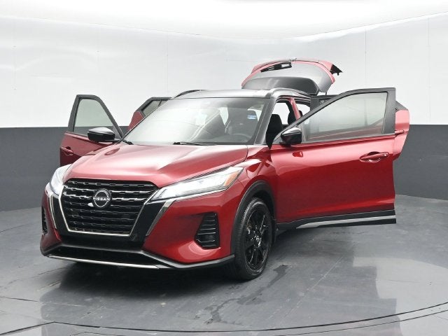 2023 Nissan Kicks SR Xtronic CVT