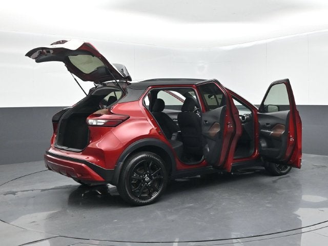 2023 Nissan Kicks SR Xtronic CVT