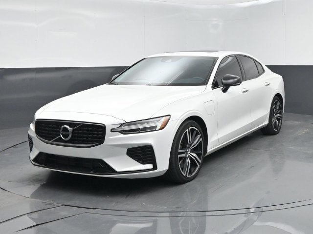 2021 Volvo S60 Recharge Plug-In Hybrid T8 R-Design Expression