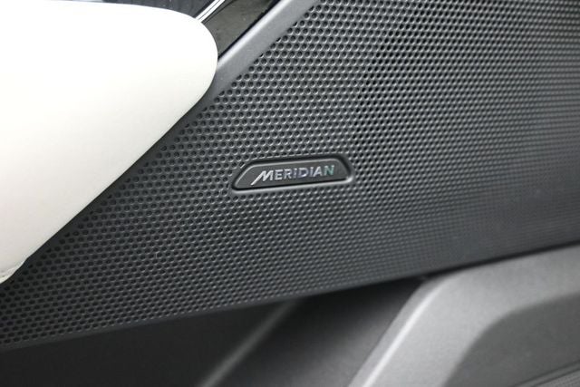 2023 Land Rover Range Rover Velar P340 R-Dynamic S MHEV