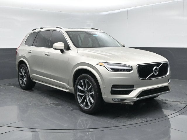 2018 Volvo XC90 T6 Momentum