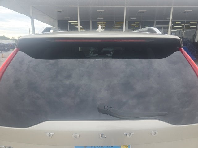 2018 Volvo XC90 T6 Momentum