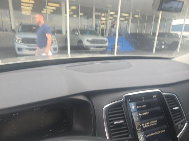 2018 Volvo XC90 T6 Momentum