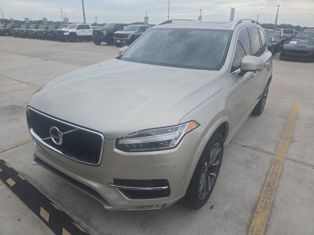 2018 Volvo XC90 T6 Momentum