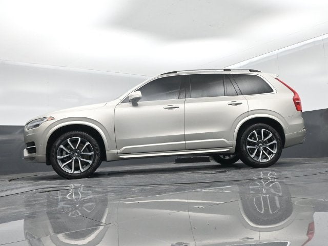 2018 Volvo XC90 T6 Momentum