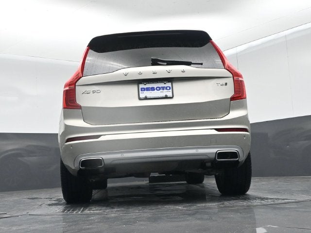 2018 Volvo XC90 T6 Momentum