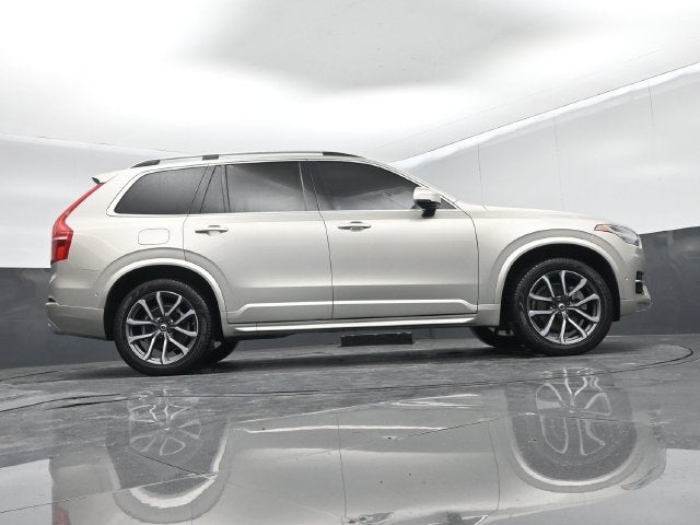 2018 Volvo XC90 T6 Momentum