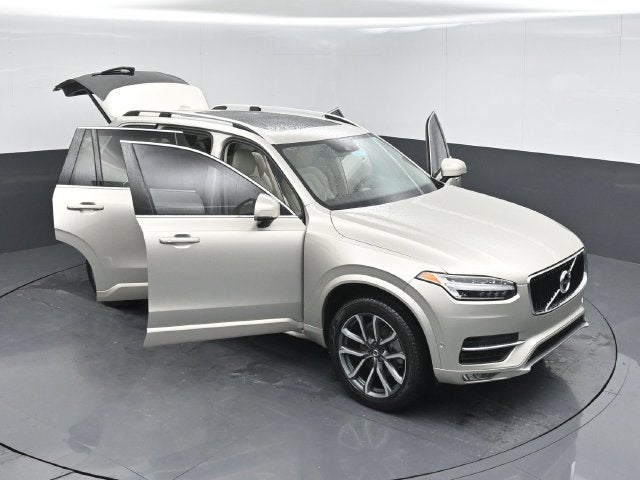 2018 Volvo XC90 T6 Momentum