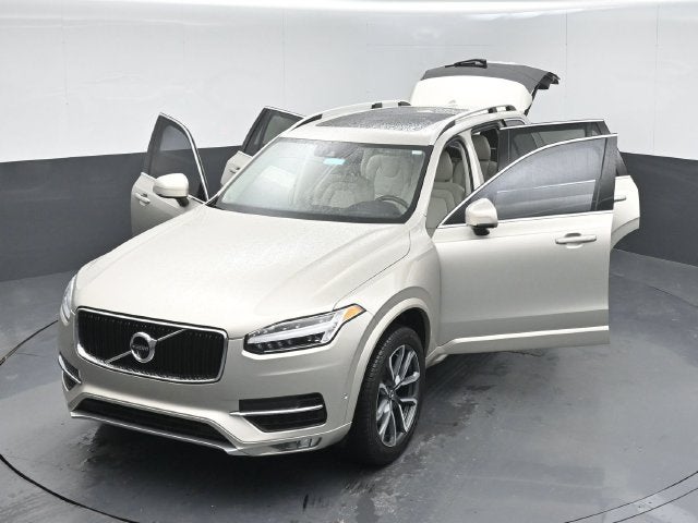 2018 Volvo XC90 T6 Momentum