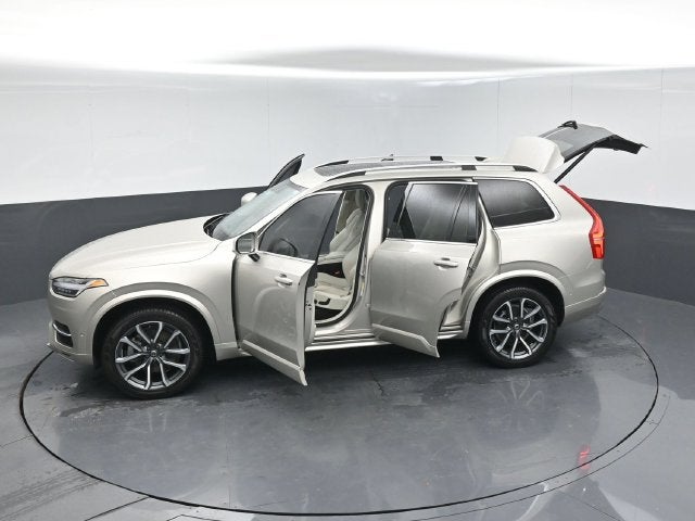 2018 Volvo XC90 T6 Momentum