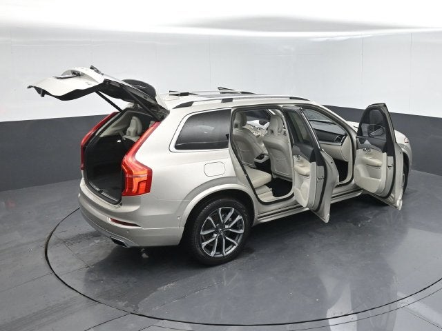 2018 Volvo XC90 T6 Momentum