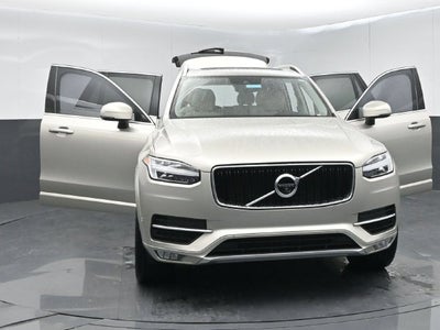 2018 Volvo XC90 T6 Momentum