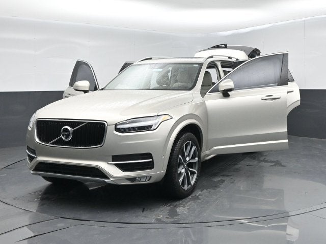 2018 Volvo XC90 T6 Momentum