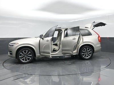 2018 Volvo XC90 T6 Momentum