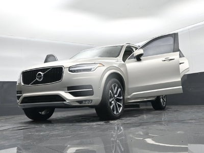 2018 Volvo XC90 T6 Momentum