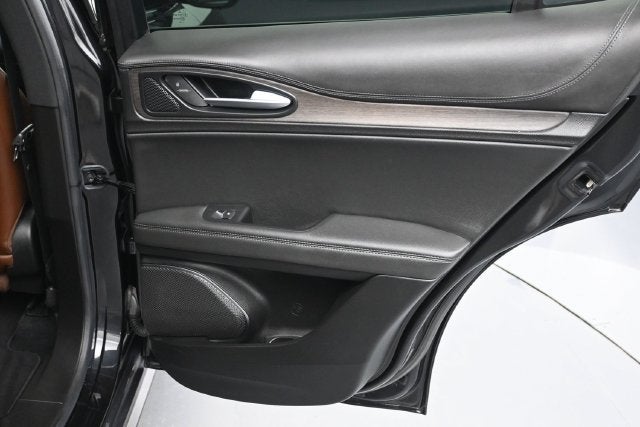 2023 Alfa Romeo Stelvio Ti AWD