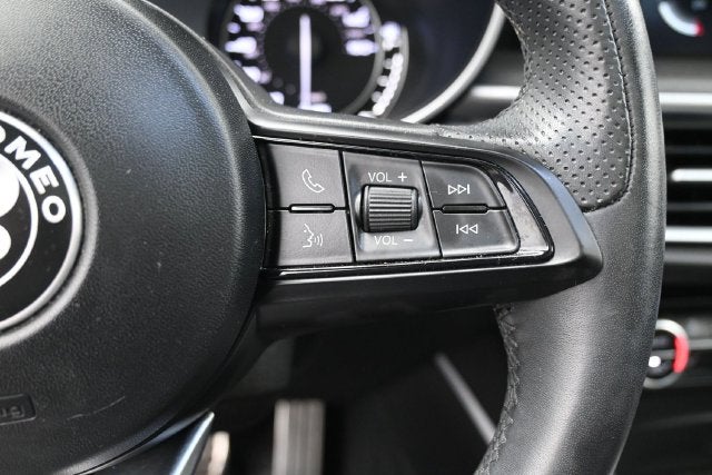 2023 Alfa Romeo Stelvio Ti AWD