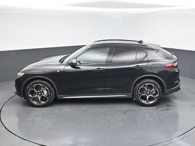 2023 Alfa Romeo Stelvio Ti AWD