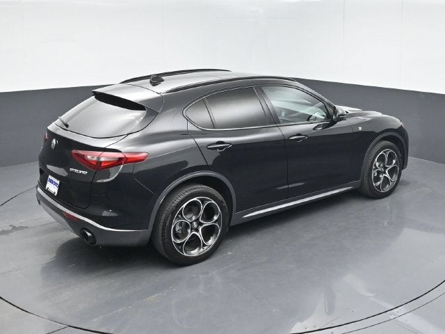 2023 Alfa Romeo Stelvio Ti AWD