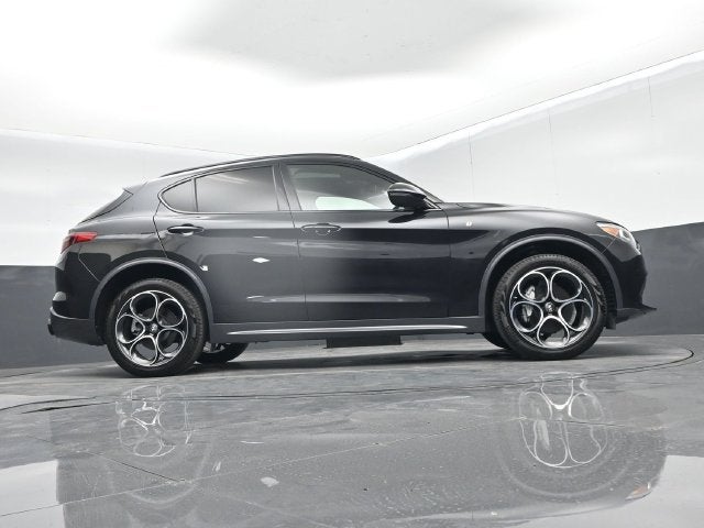 2023 Alfa Romeo Stelvio Ti AWD