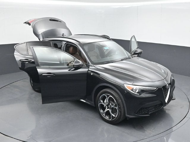 2023 Alfa Romeo Stelvio Ti AWD