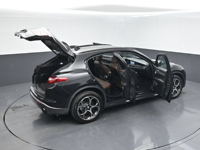2023 Alfa Romeo Stelvio Ti AWD