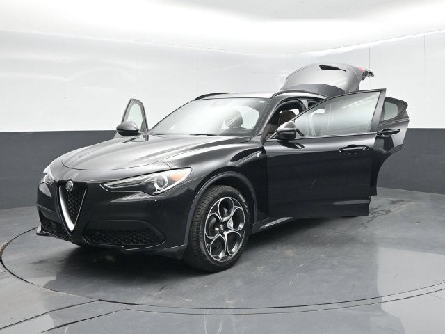 2023 Alfa Romeo Stelvio Ti AWD