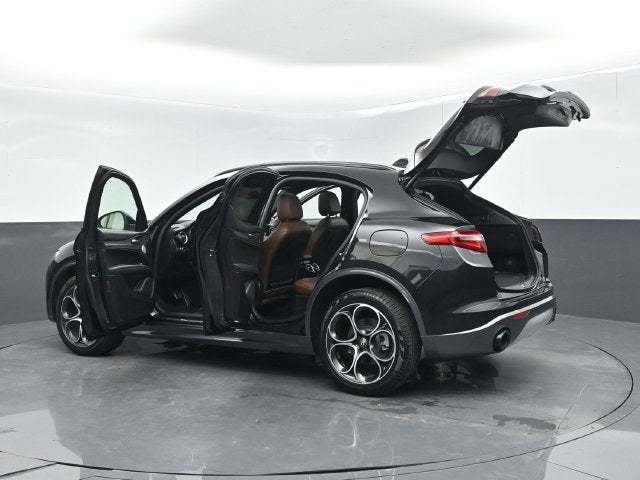 2023 Alfa Romeo Stelvio Ti AWD