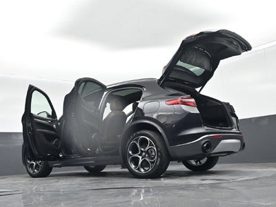 2023 Alfa Romeo Stelvio Ti AWD