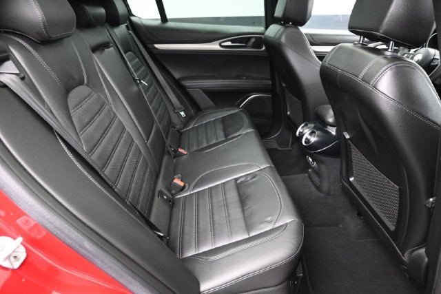 2023 Alfa Romeo Stelvio Veloce AWD