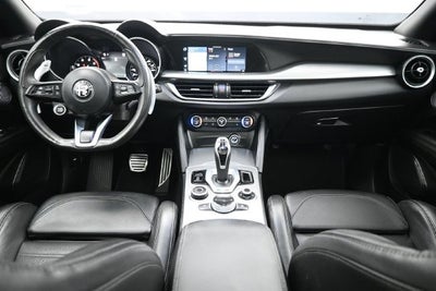 2023 Alfa Romeo Stelvio Veloce AWD
